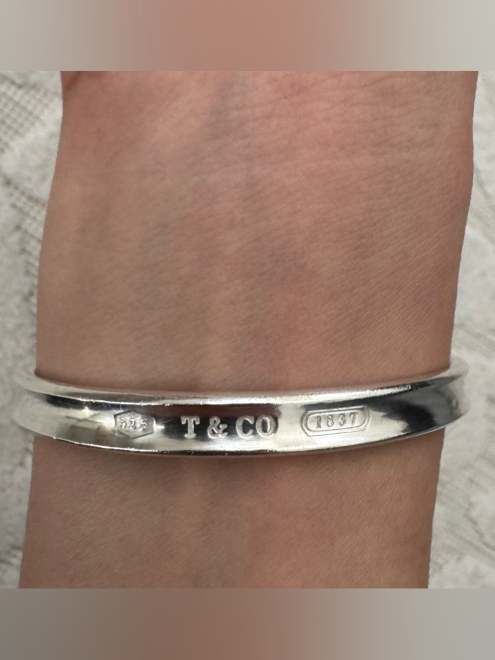 Tiffanys 1837 Narrow Bracelet - Picture 8 of 9
